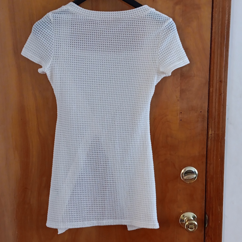 Stylish Cream Knit Cardigan with Button Accents - Picture 2 of 7